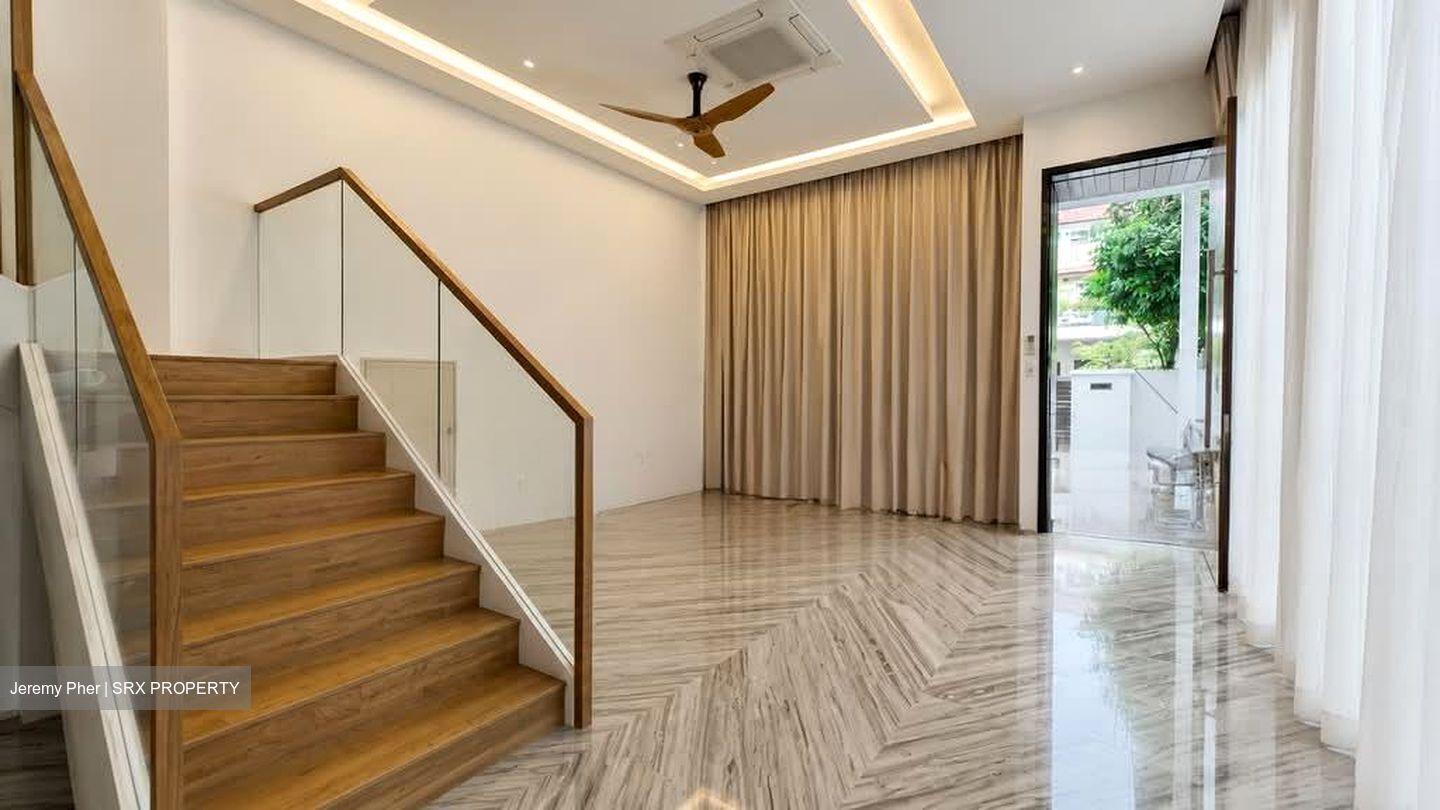 Serangoon Garden Estate (D19), Semi-Detached #586216951